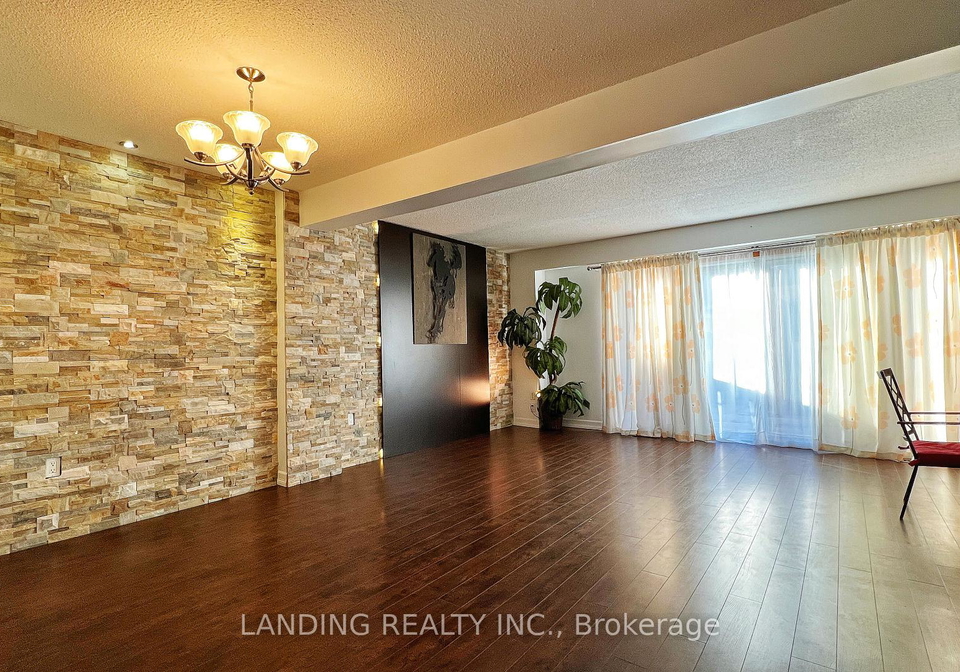 22-king-henrys-boulevard-scarborough-ontario-e12246138