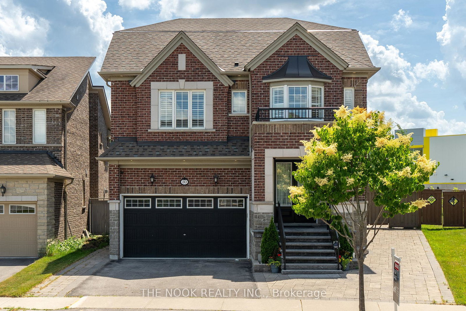 30-rumbellow-crescent-ajax-ontario-e12246263