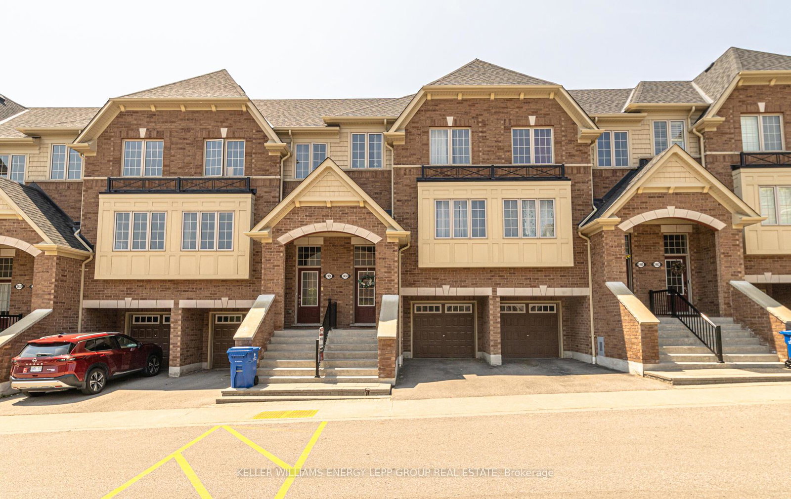2458-bromus-path-oshawa-ontario-e12246353