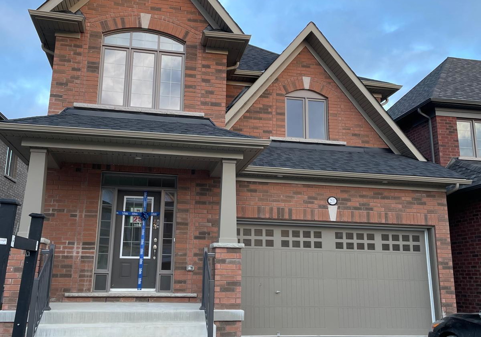 2531-orchestrate-drive-oshawa-ontario-e12246381