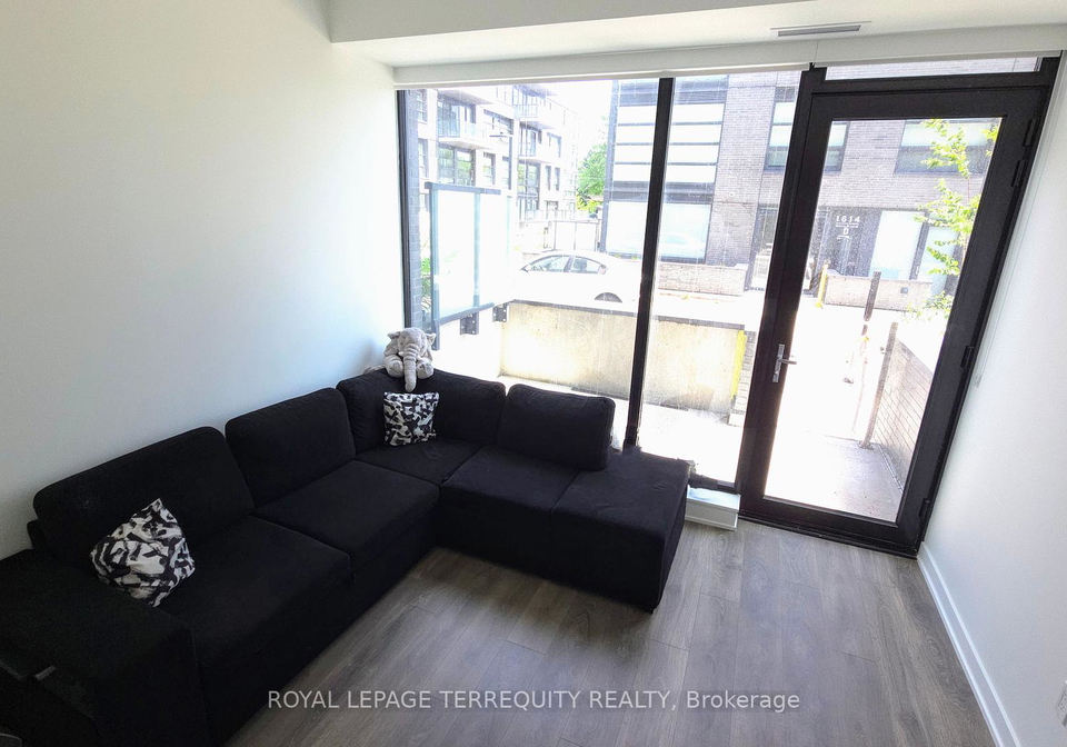 1610-charles-street-whitby-ontario-e12246483