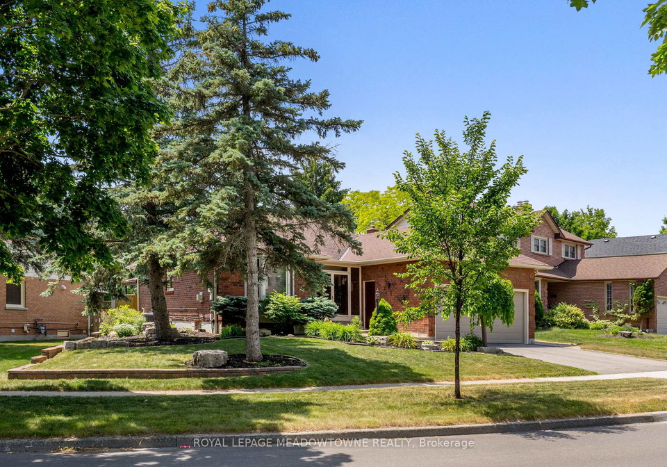 52-canadian-oaks-drive-whitby-ontario-e12246528