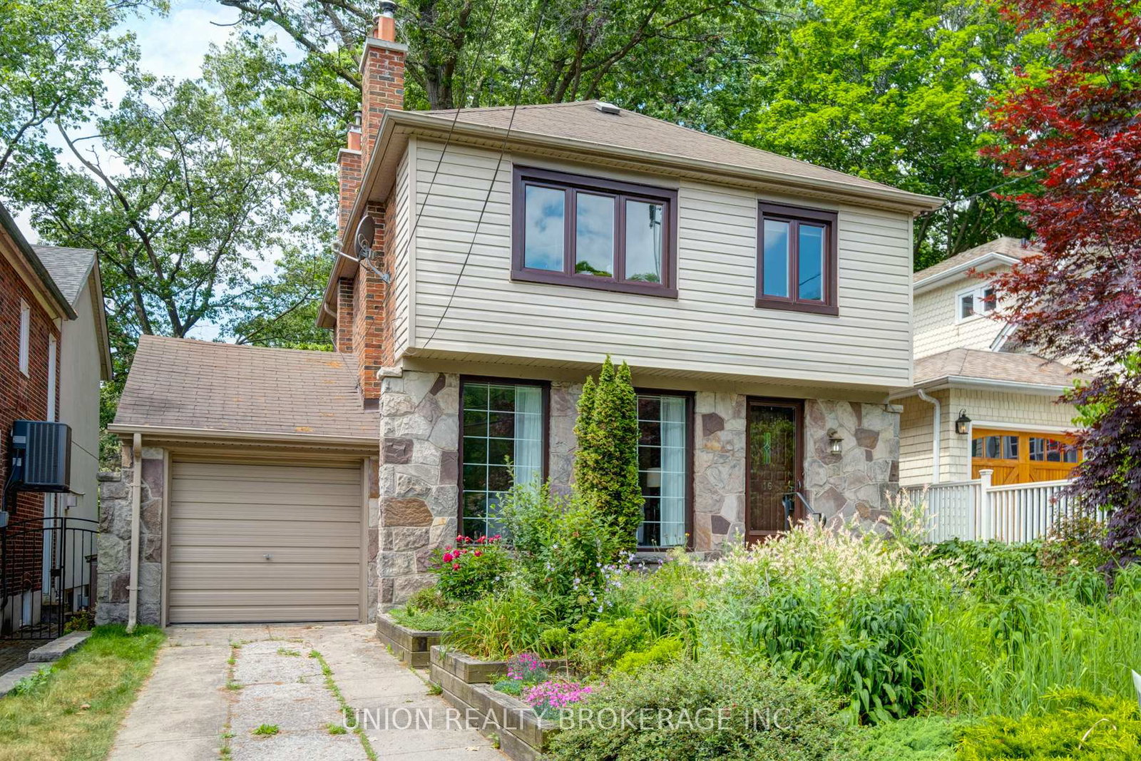 16-fallingbrook-road-scarborough-ontario-e12246895