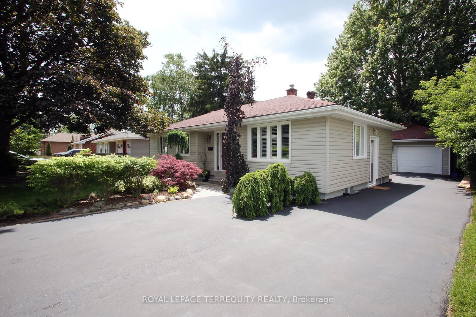 208-craydon-road-whitby-ontario-e12248158