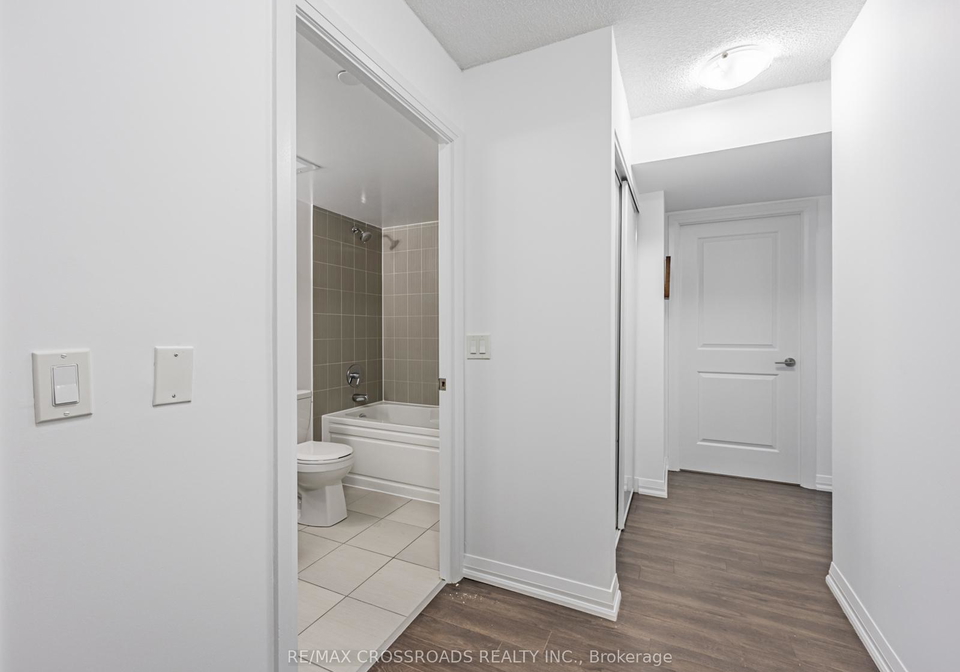 30-meadowglen-place-scarborough-ontario-e12248184