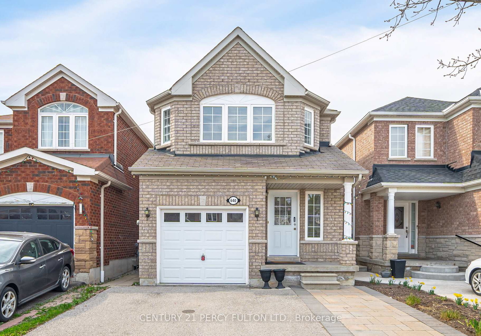 640-sunbird-trail-pickering-ontario-e12248203