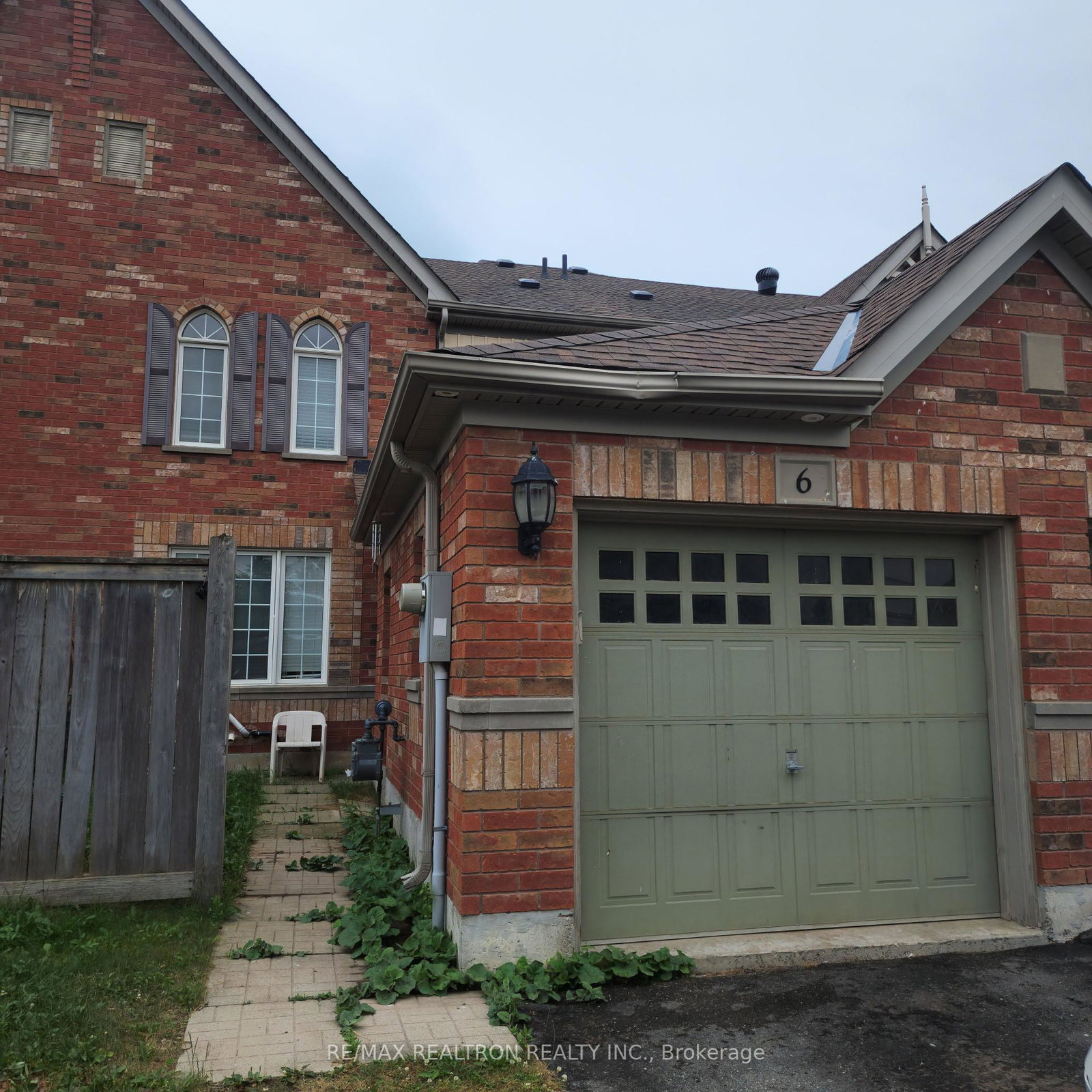 6-hinchcliff-gate-ajax-ontario-e12248538