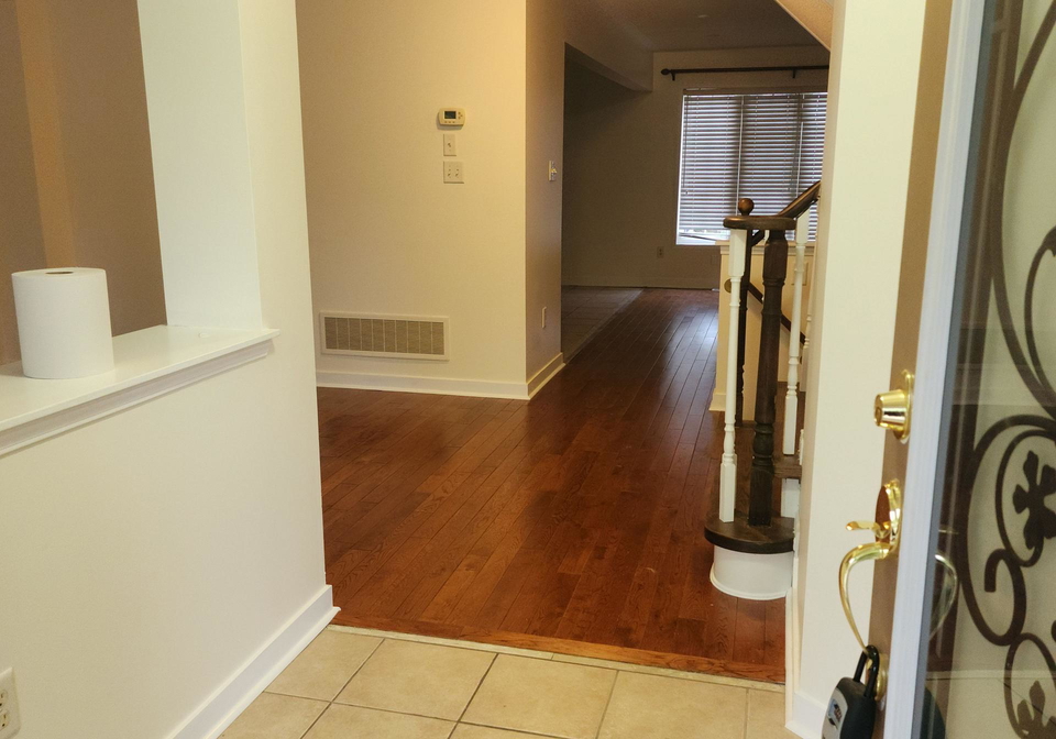 6-hinchcliff-gate-ajax-ontario-e12248538