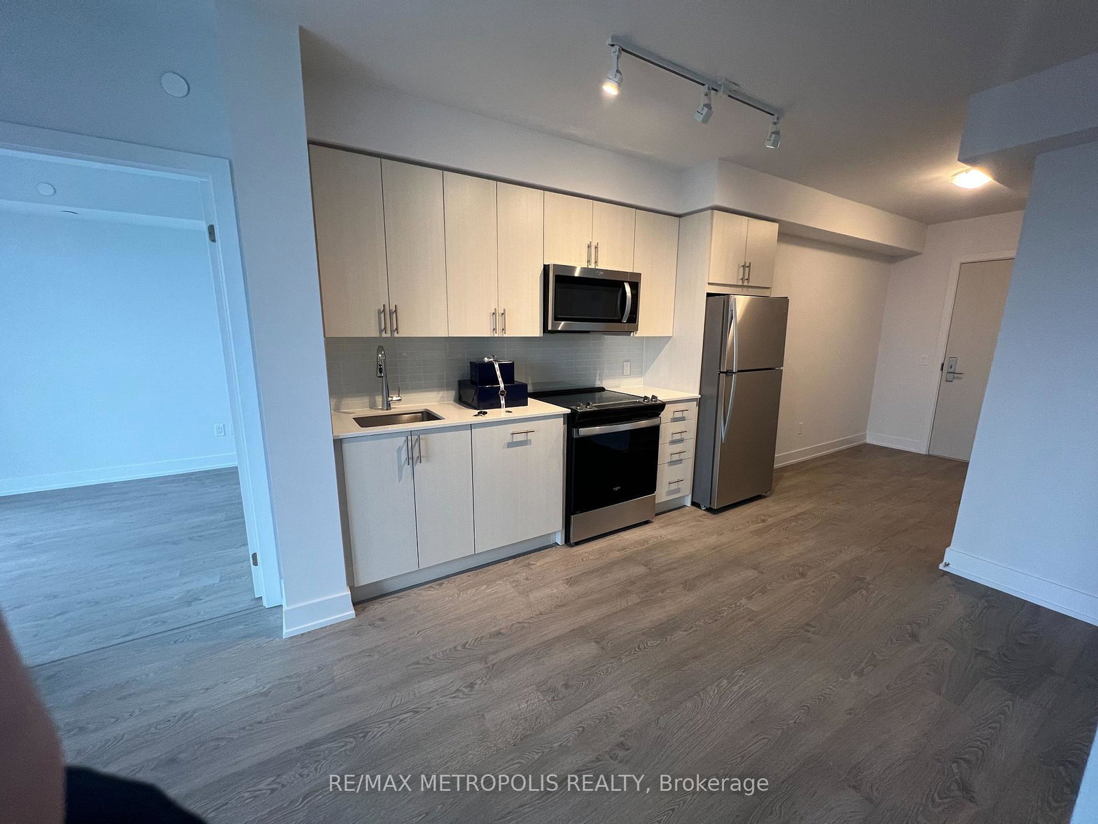 2550-simcoe-street-n-oshawa-ontario-e12248625