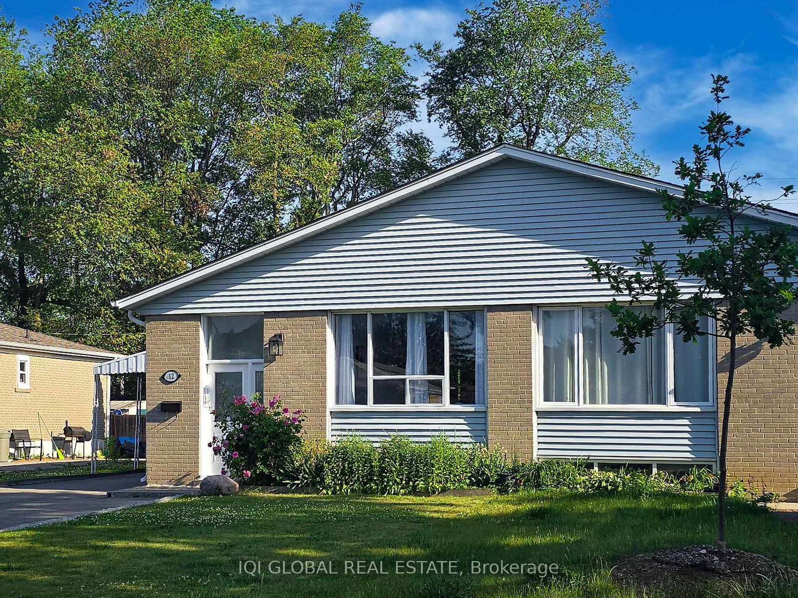 12-billingsgate-crescent-ajax-ontario-e12248786