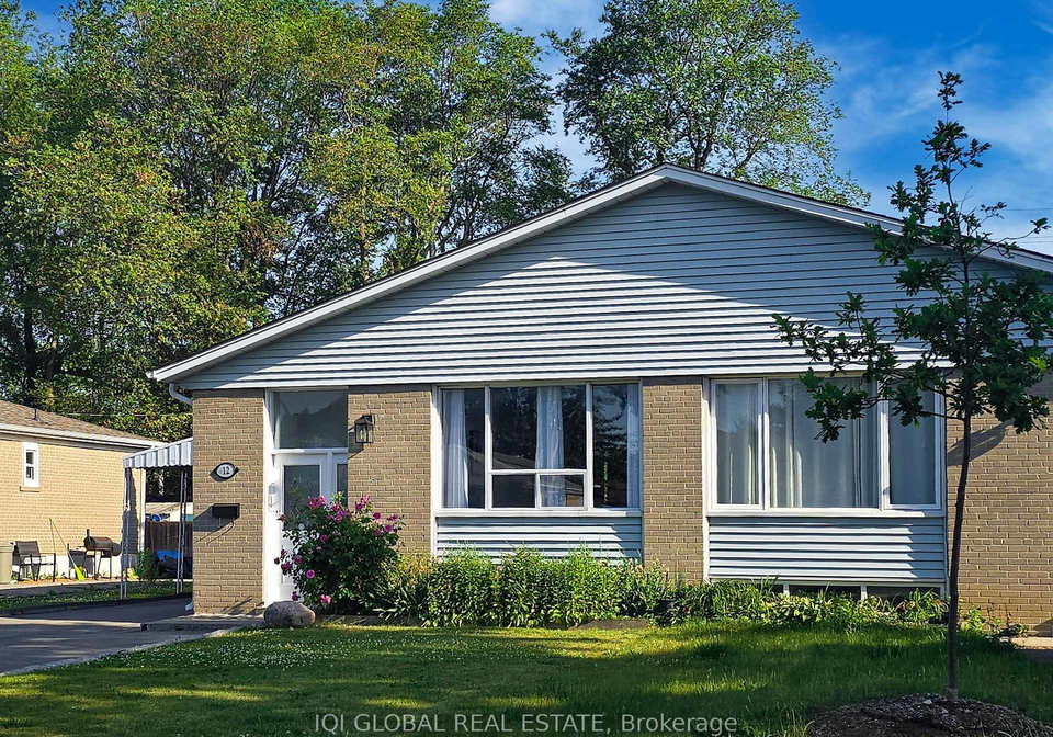 12-billingsgate-crescent-ajax-ontario-e12248786