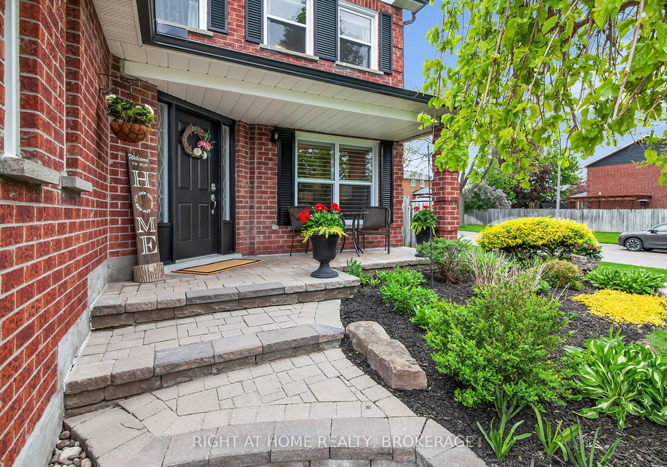 10-ennisclare-place-whitby-ontario-e12248790