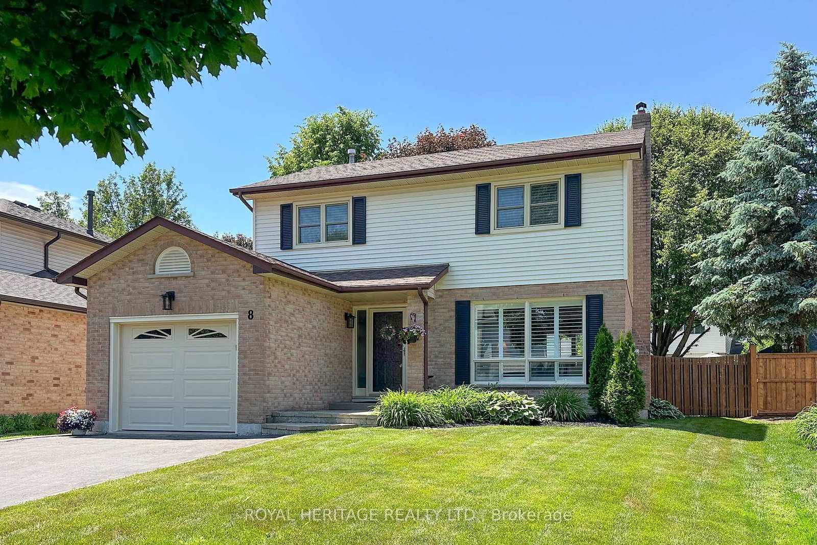 8-arran-court-clarington-ontario-e12248792