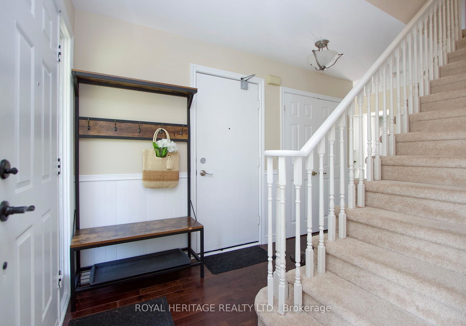 8-arran-court-clarington-ontario-e12248792