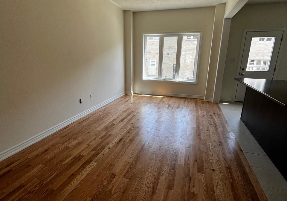 1105-marathon-avenue-pickering-ontario-e12249060