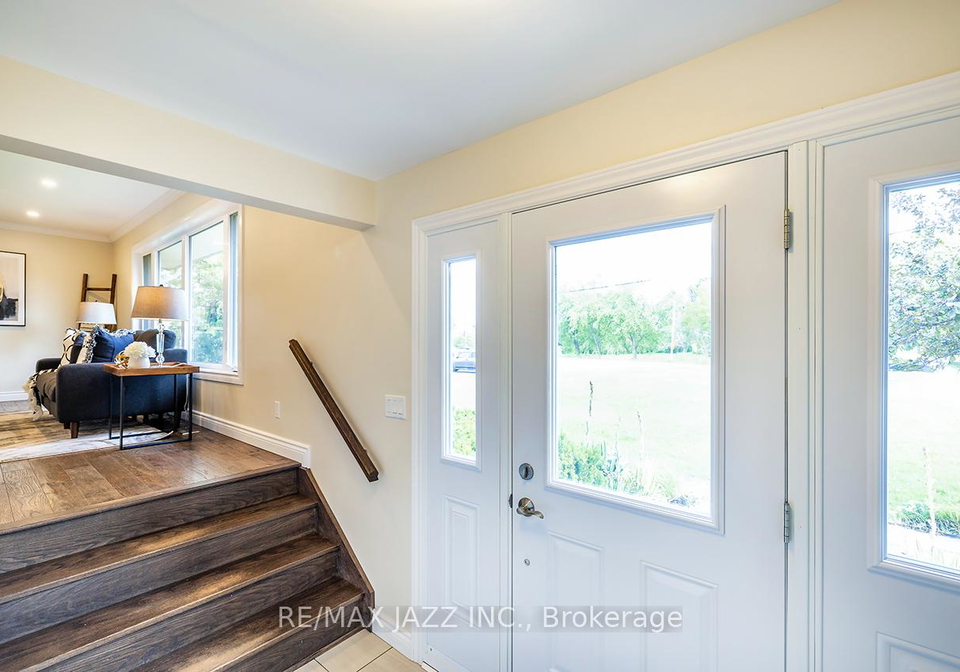 2144-highway-2-clarington-ontario-e12249203