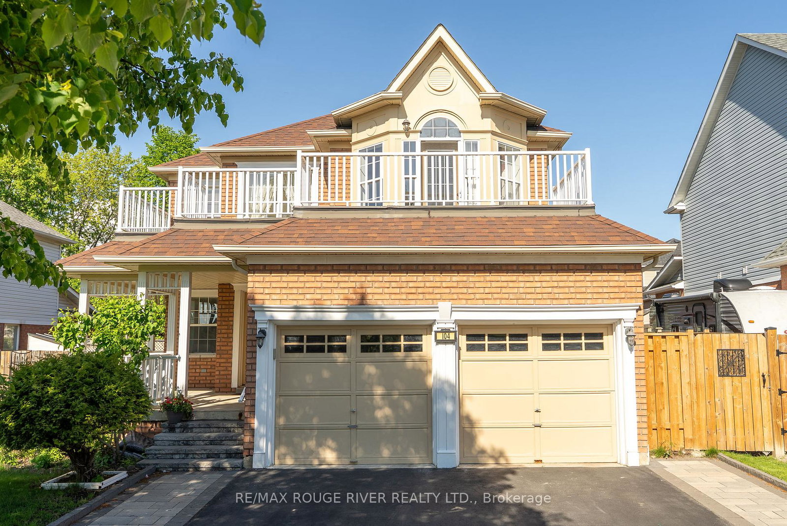 104-willowbrook-drive-whitby-ontario-e12249303
