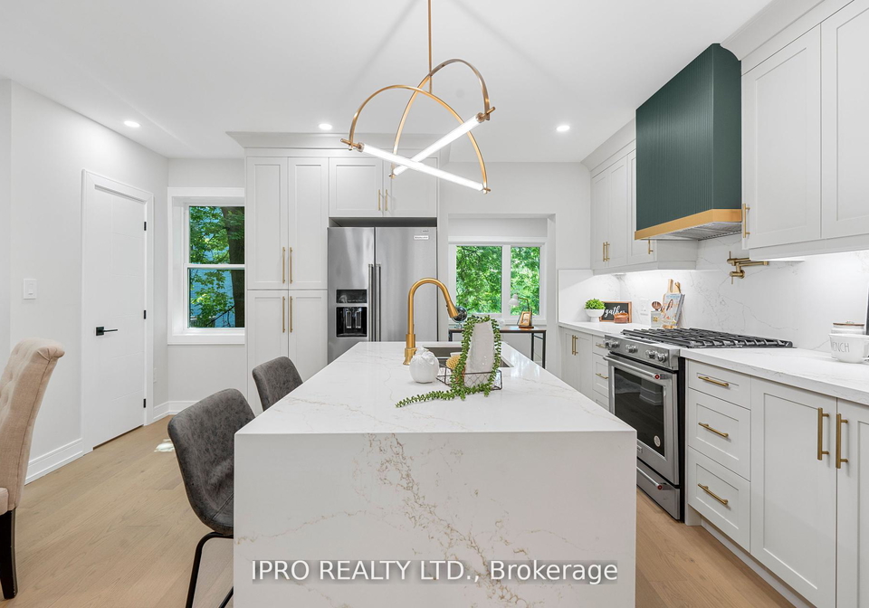 8-main-street-toronto-ontario-e12249735