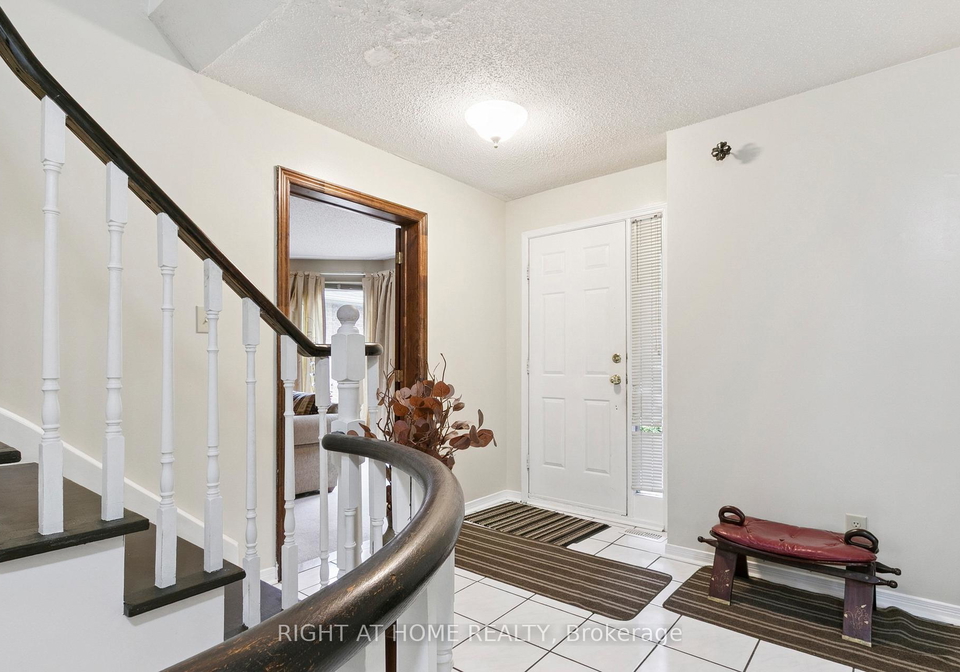 232-hoover-drive-pickering-ontario-e12249828