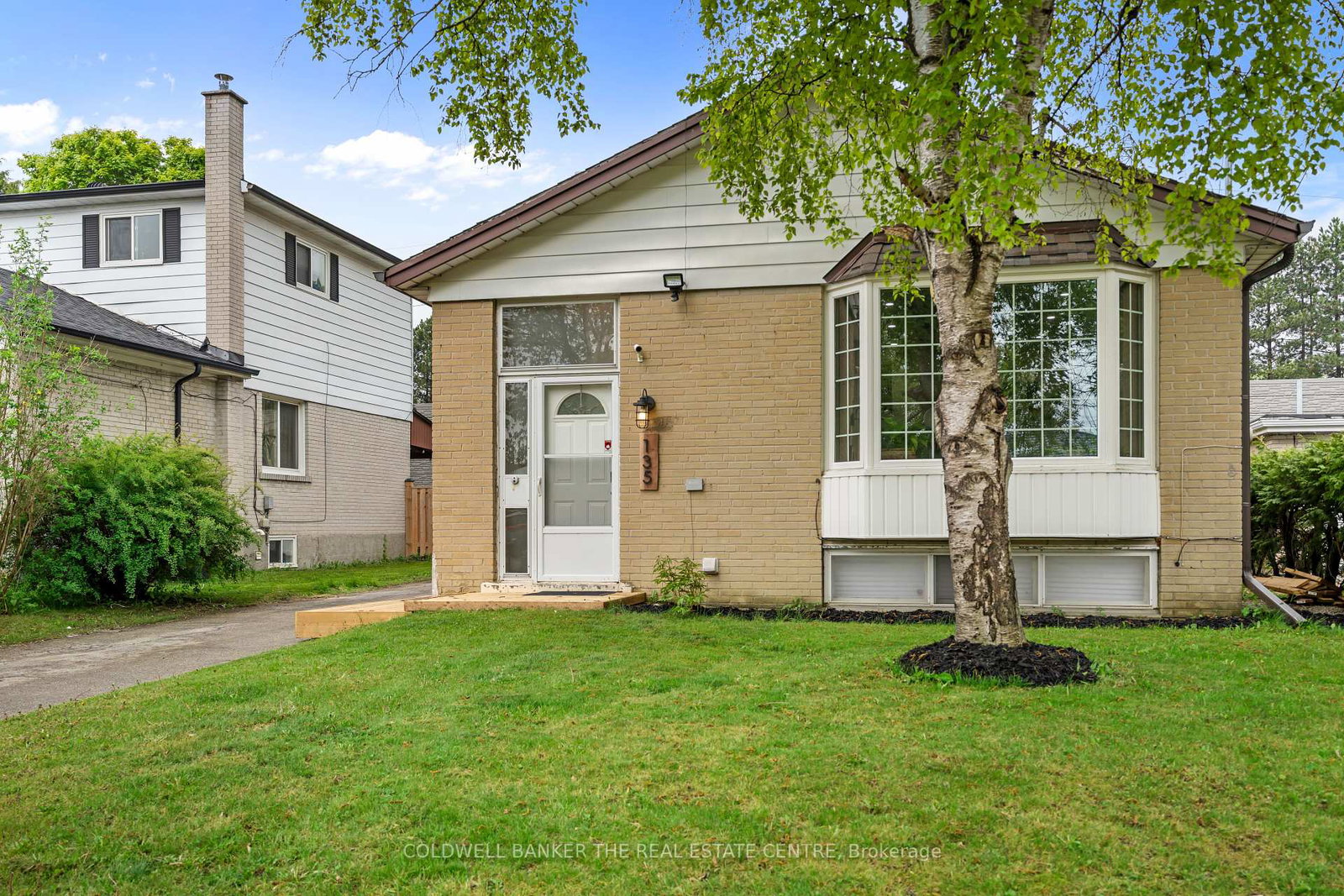135-lord-roberts-drive-scarborough-ontario-e12249901