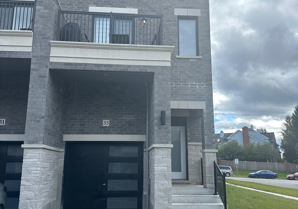 35-gerry-henry-lane-clarington-ontario-e12250160