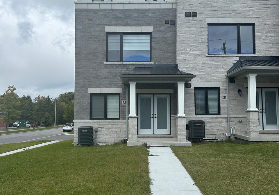 35-gerry-henry-lane-clarington-ontario-e12250160