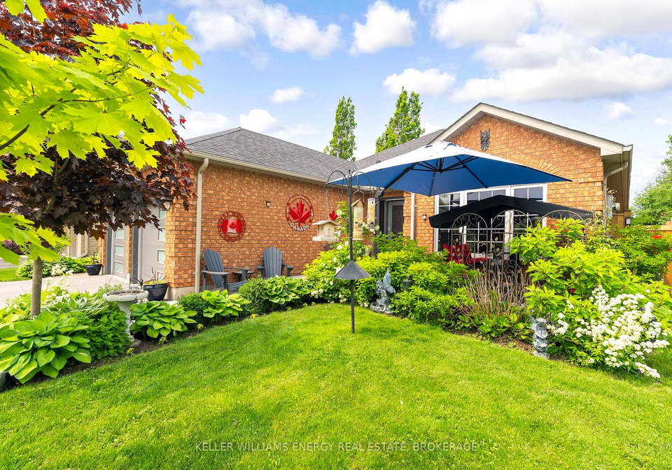 1026-stone-cottage-crescent-oshawa-ontario-e12250434