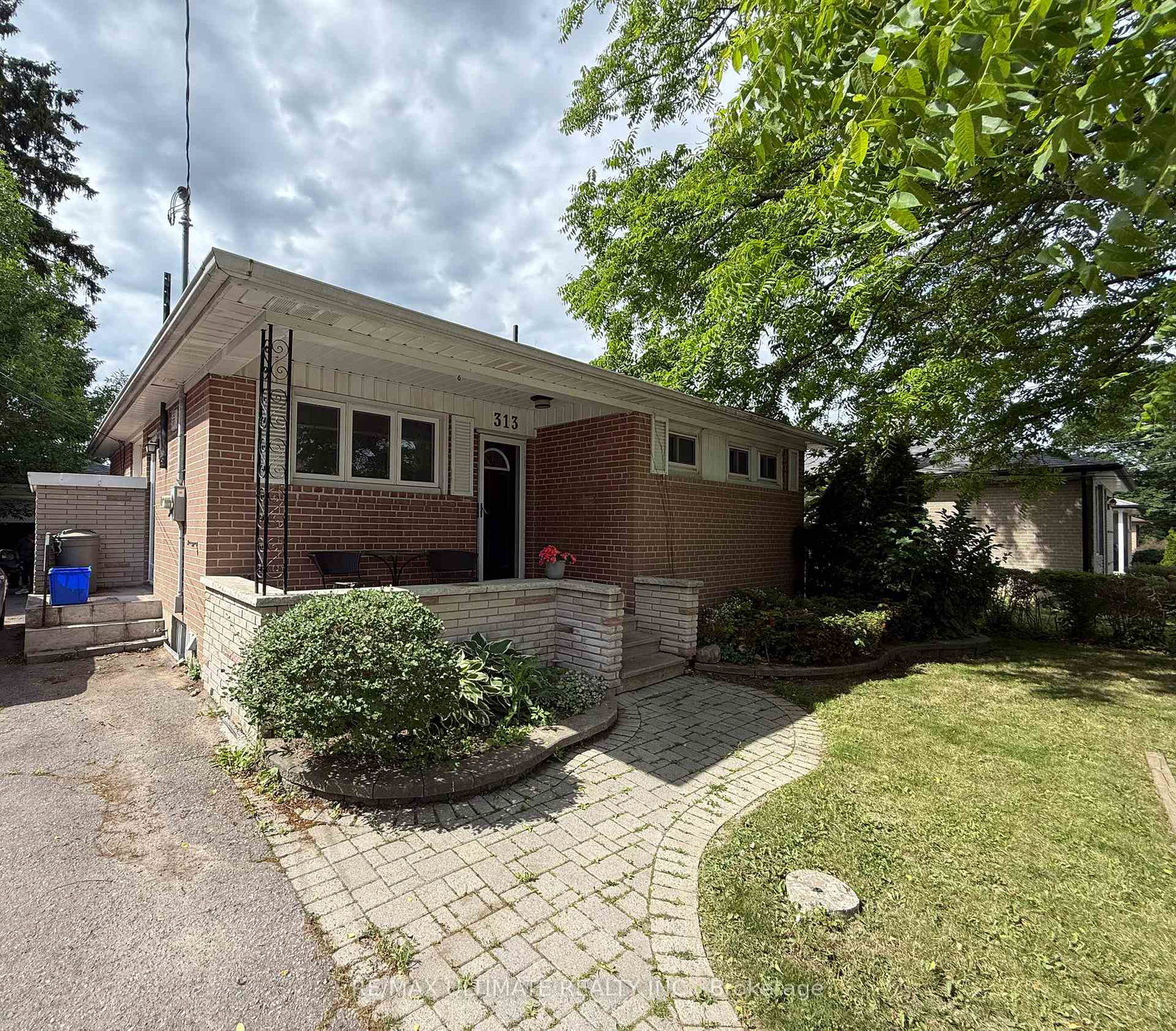 313-rossland-road-w-whitby-ontario-e12252272