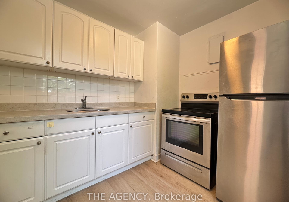 852-broadview-avenue-east-york-ontario-e12252345
