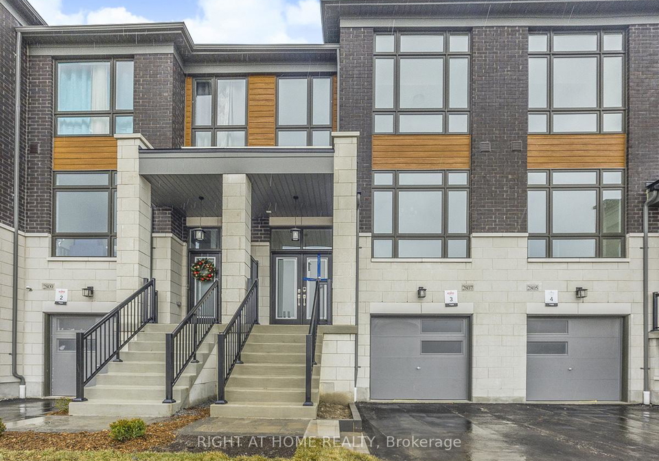 2807-albatross-way-pickering-ontario-e12253019