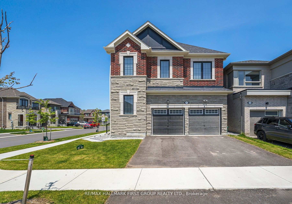 1492-hawktail-path-pickering-ontario-e12253087