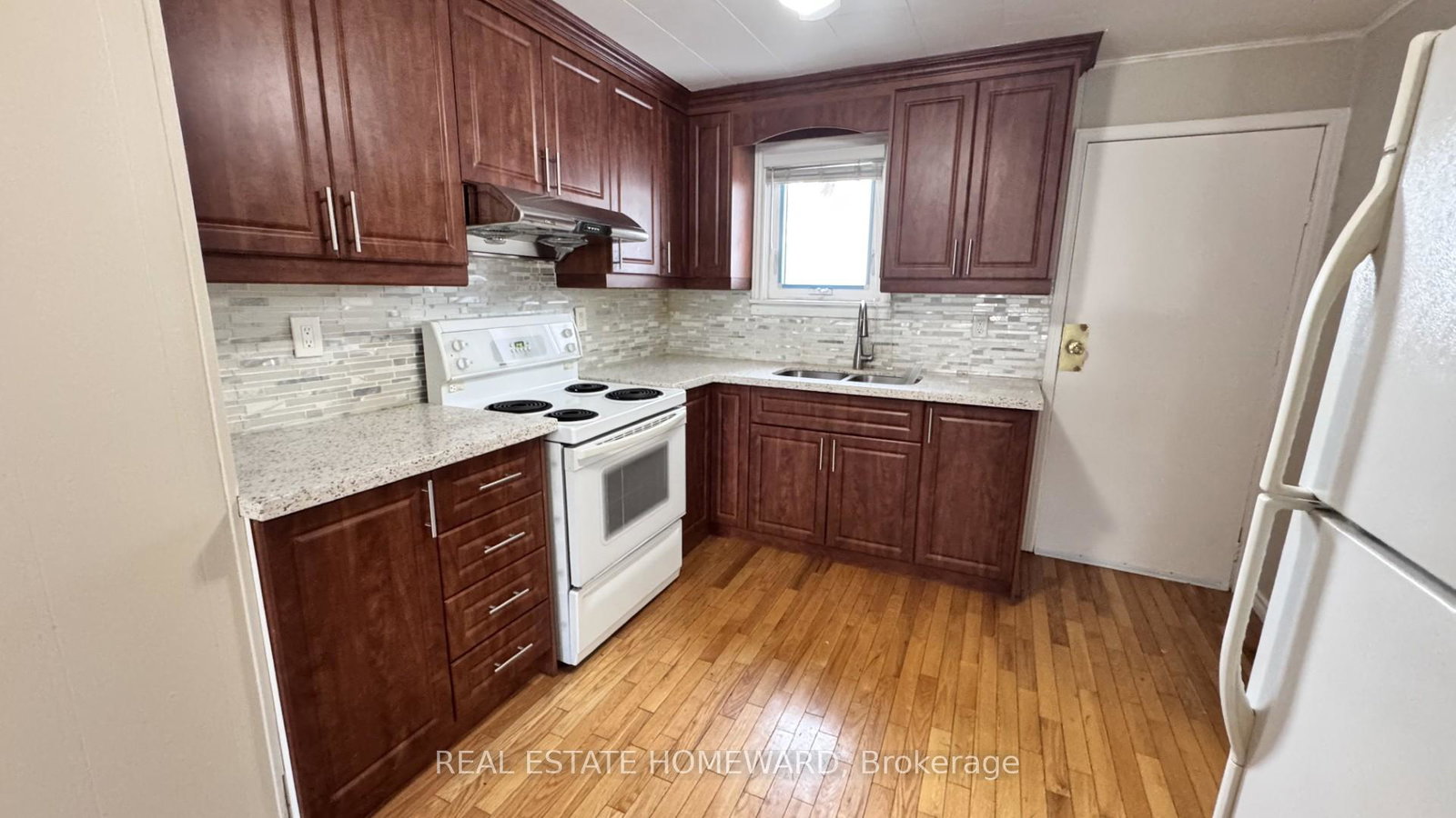 20-robinson-avenue-scarborough-ontario-e12253757