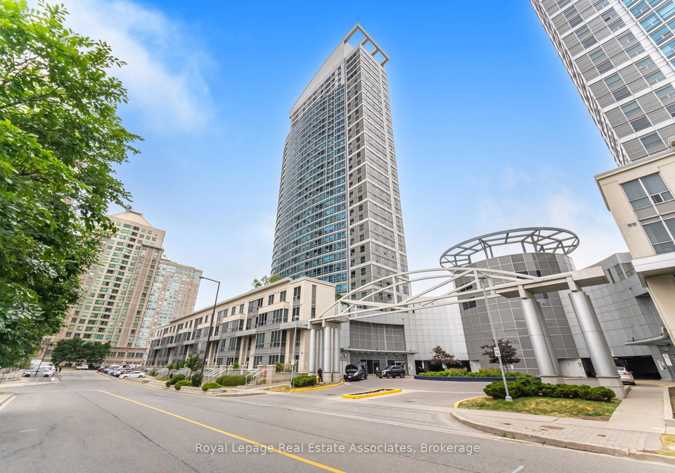 36-lee-centre-drive-scarborough-ontario-e12254482