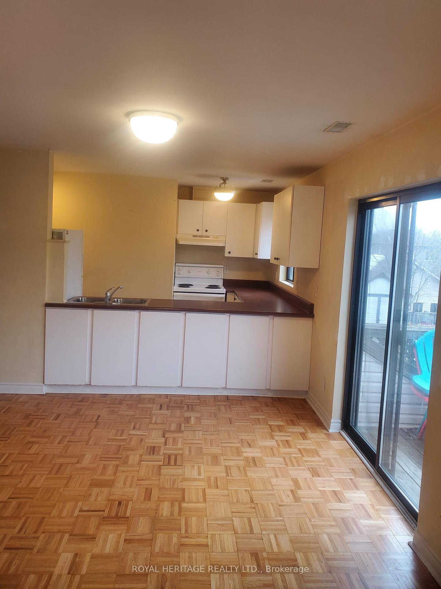 677-marksbury-road-pickering-ontario-e12254894
