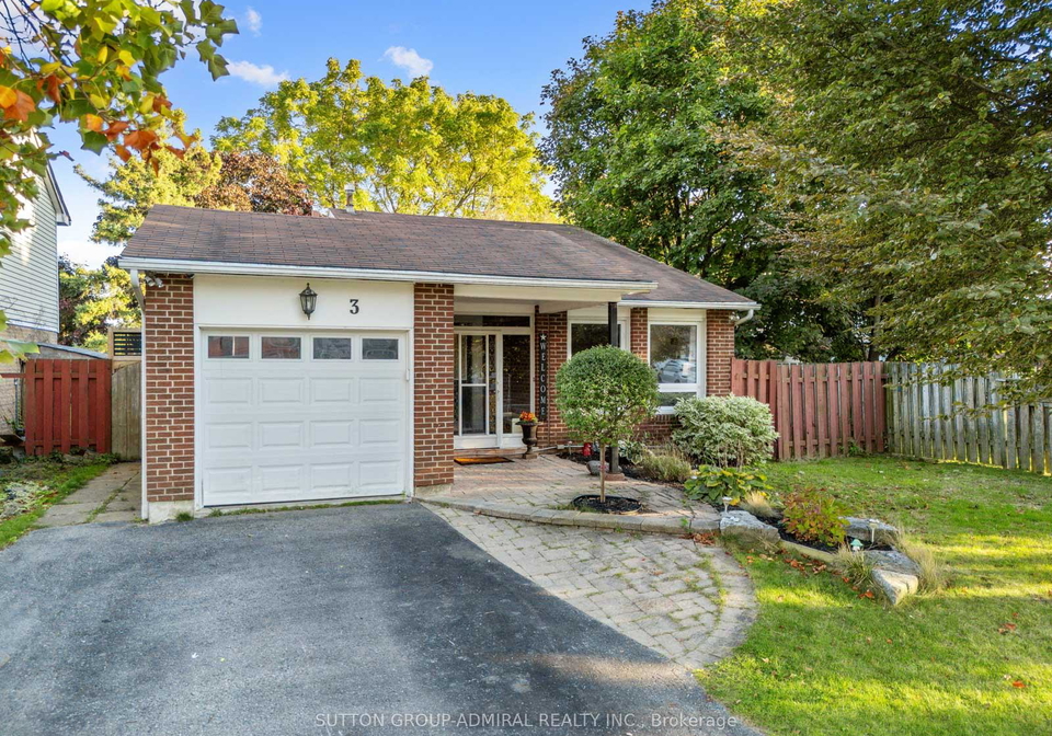 3-panter-crescent-ajax-ontario-e12255295