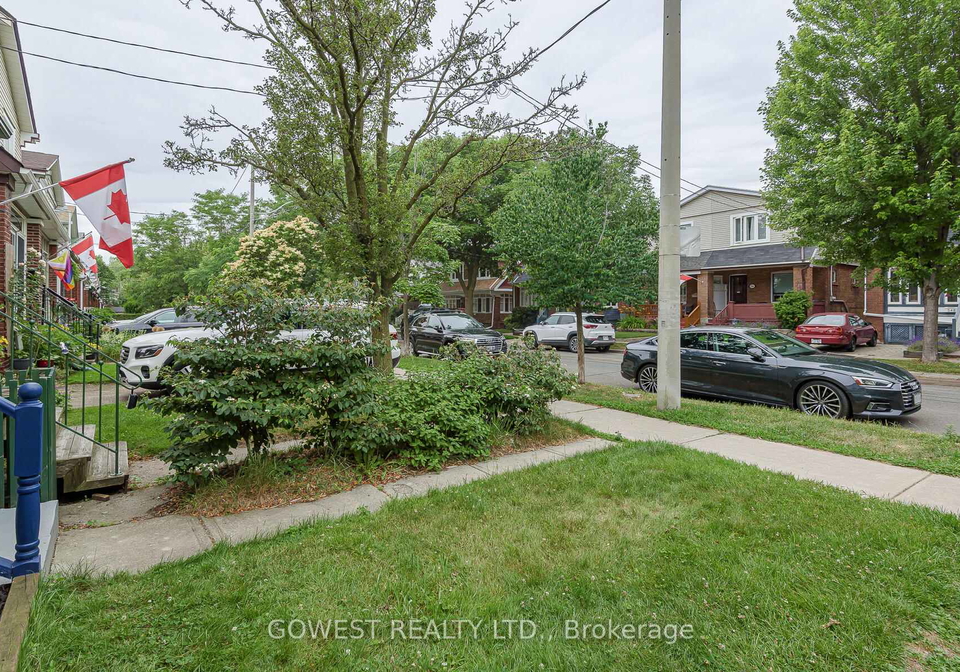 551-milverton-boulevard-east-york-ontario-e12255312