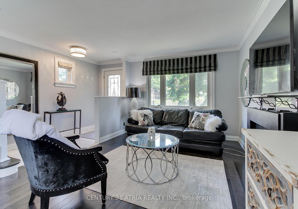 4-bryant-avenue-east-york-ontario-e12255814