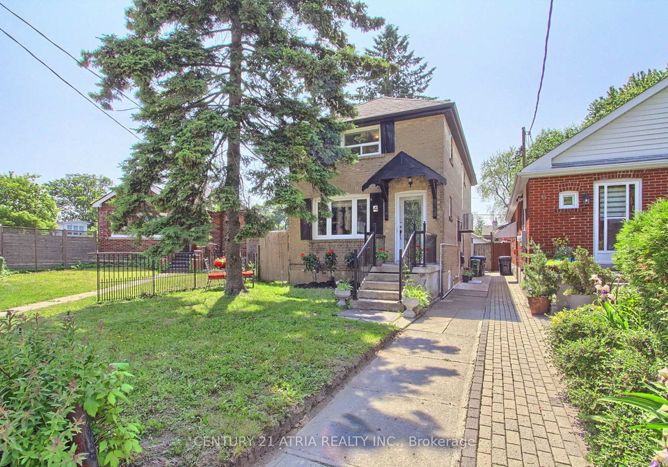 4-bryant-avenue-east-york-ontario-e12255814