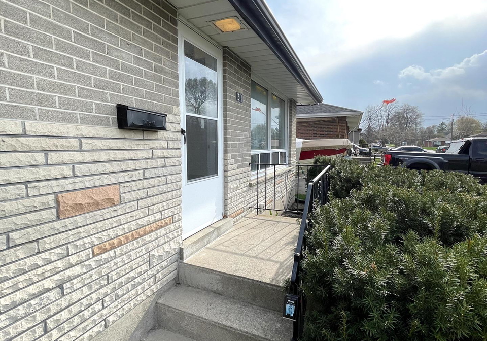 611-bond-street-e-oshawa-ontario-e12256048