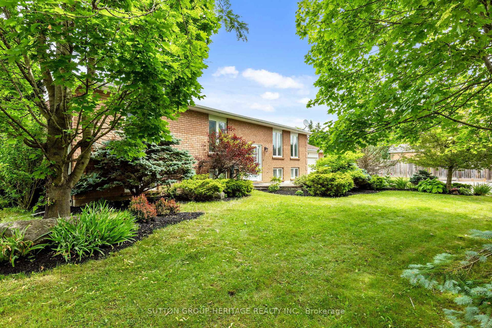 4-couves-lane-scugog-ontario-e12256699