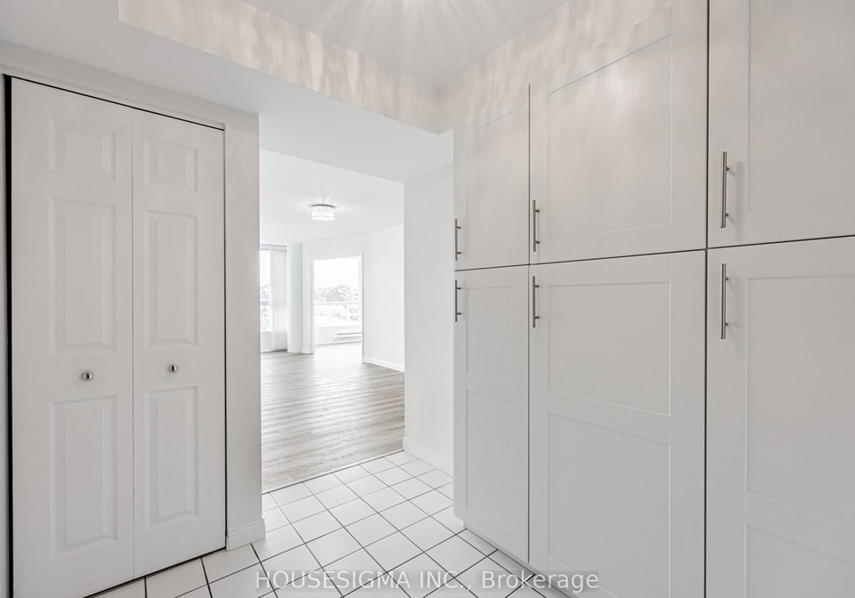3233-eglinton-avenue-e-scarborough-ontario-e12257089