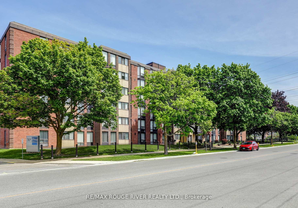 1540-parkway-pickering-ontario-e12257194
