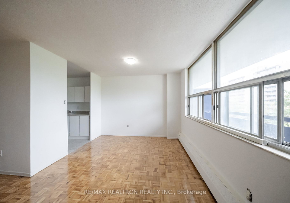 5-glamorgan-avenue-scarborough-ontario-e12257775