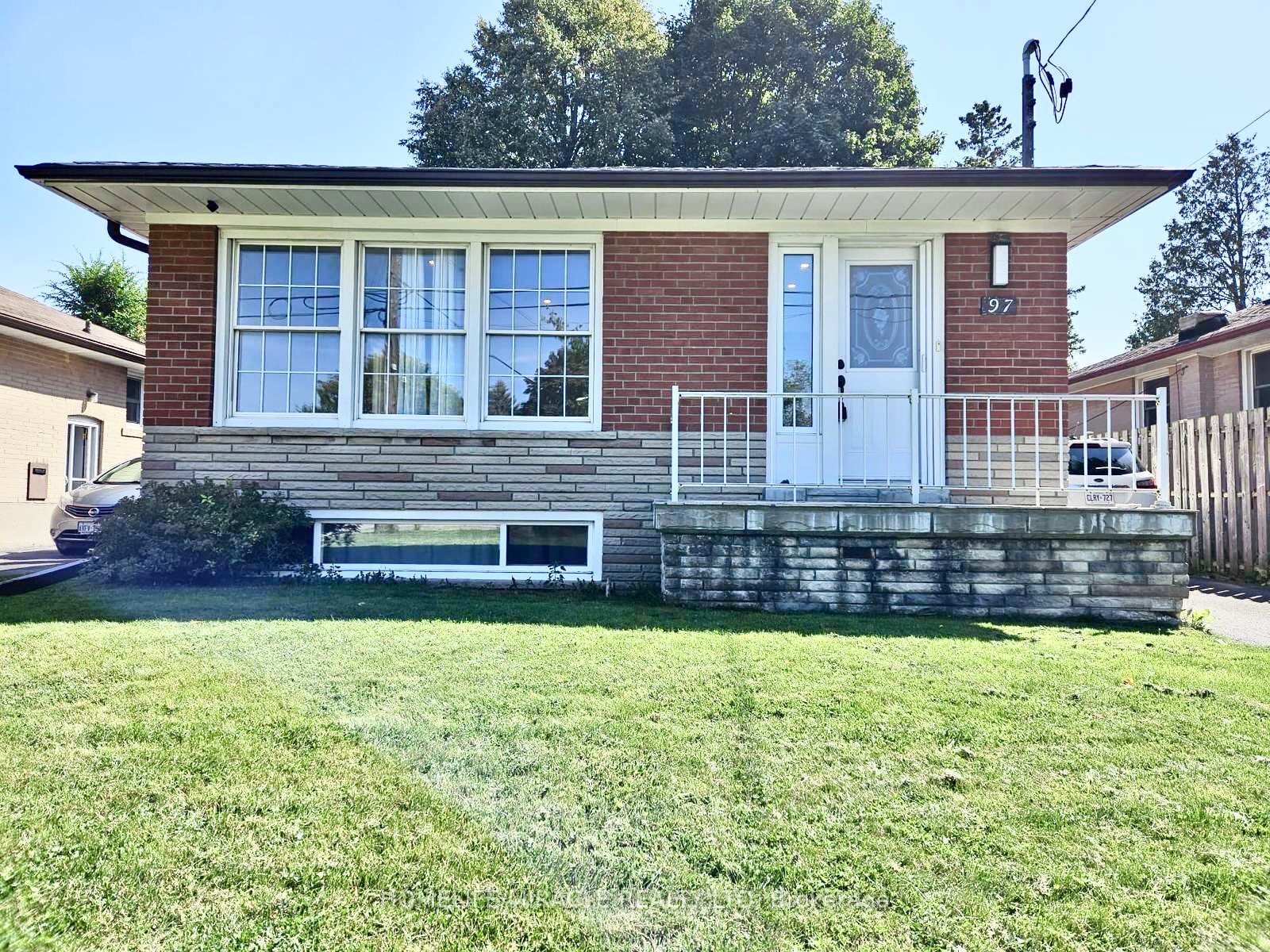 97-pandora-circle-scarborough-ontario-e12257983