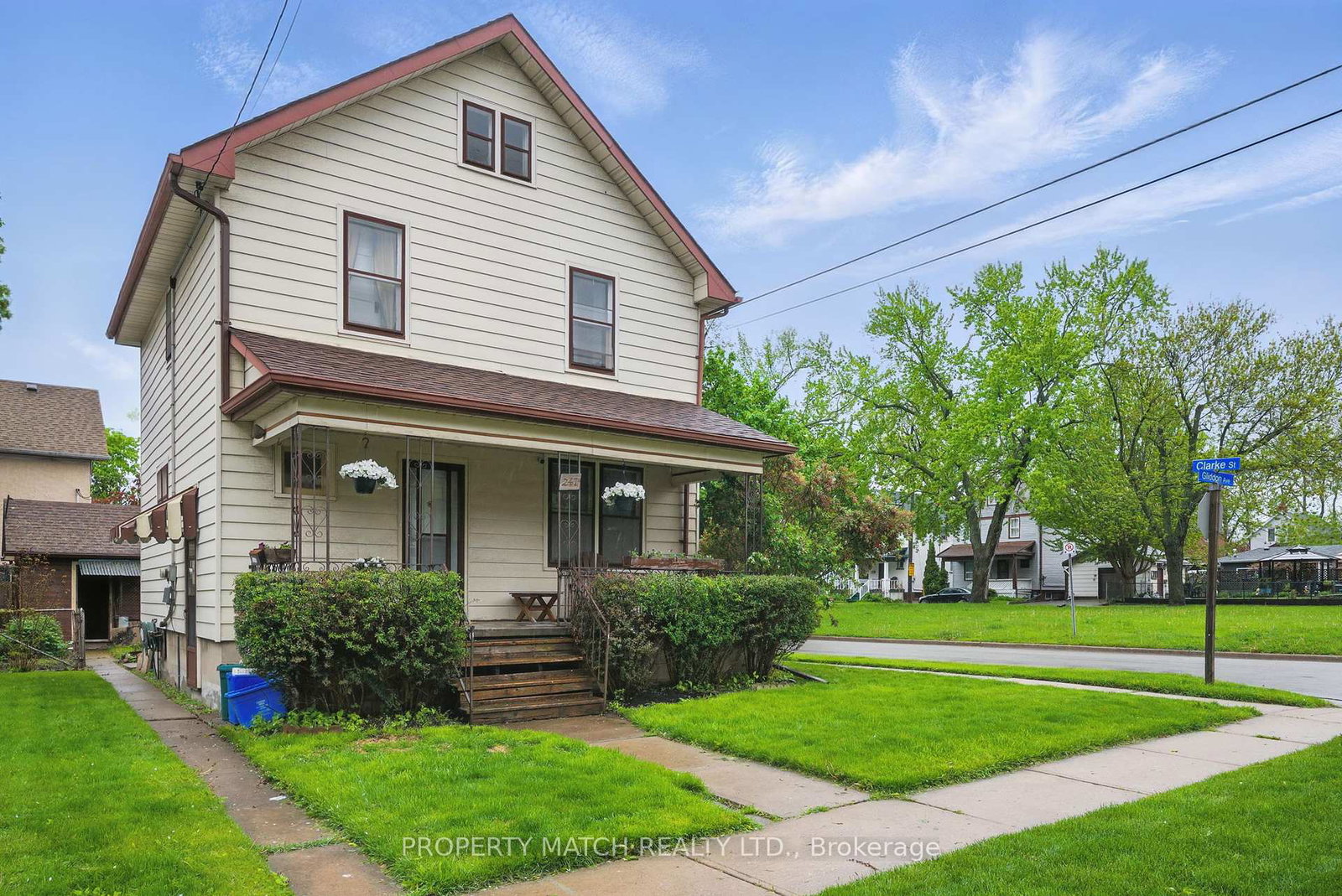247-gliddon-avenue-oshawa-ontario-e12258449