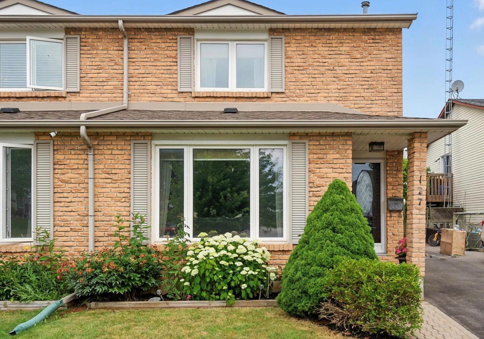 127-castlebar-crescent-oshawa-ontario-e12258526