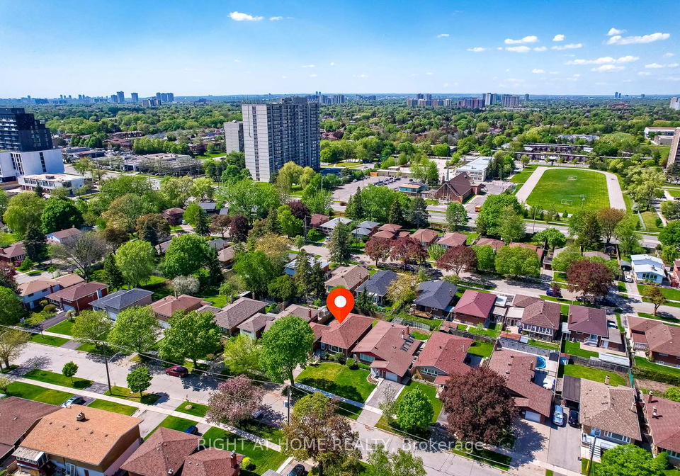 14-amulet-street-scarborough-ontario-e12258908