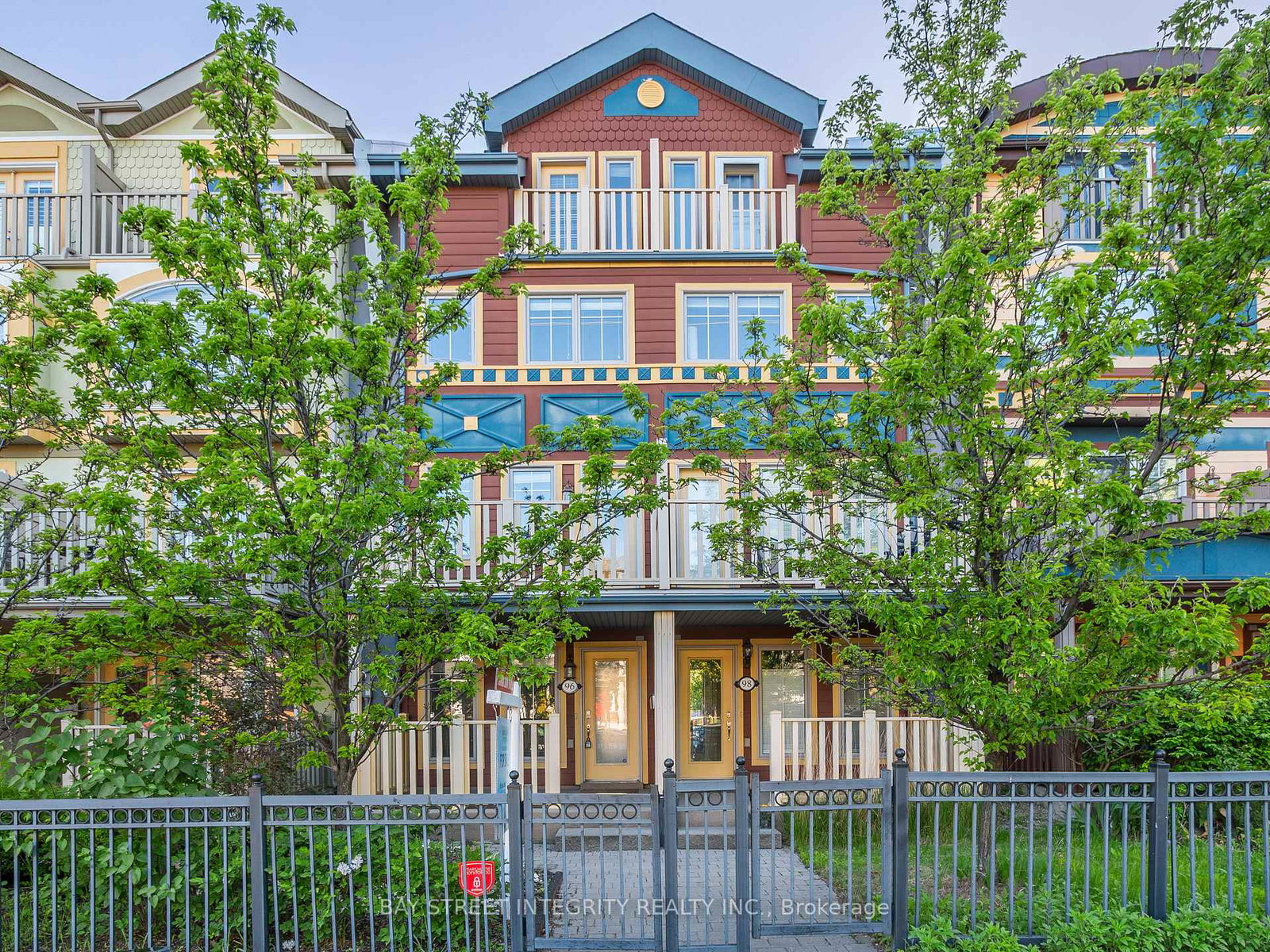 96-woodbine-avenue-toronto-ontario-e12259118