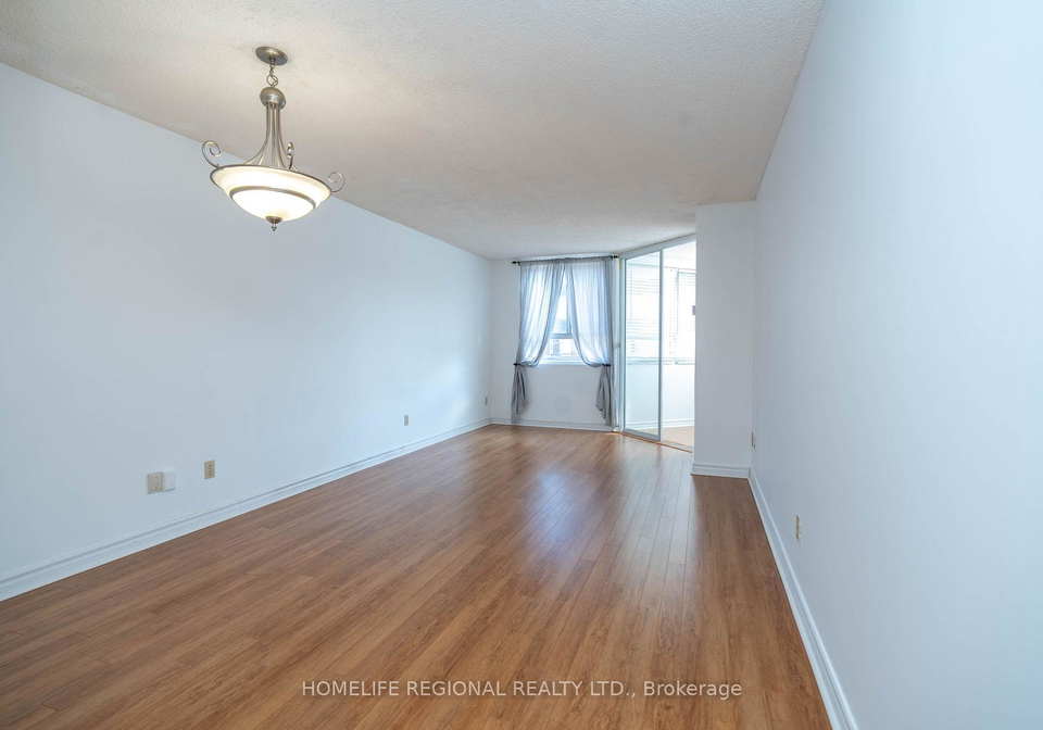 4-park-vista-east-york-ontario-e12259179