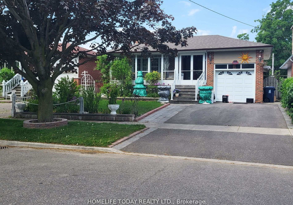 10-doerr-road-scarborough-ontario-e12259237